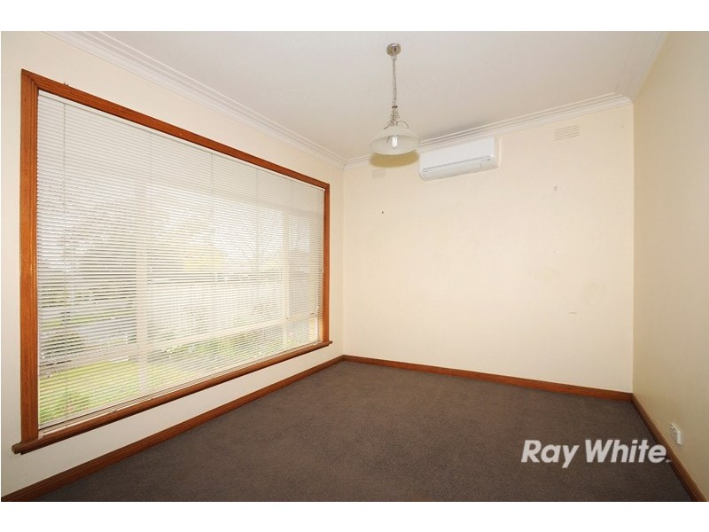 6 Grandview Road, Chadstone VIC 3148