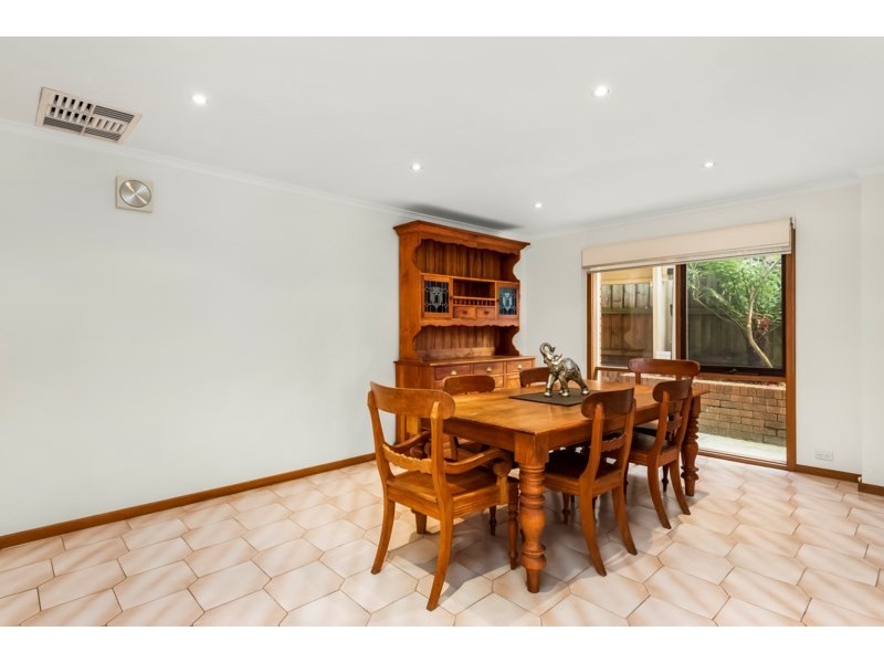 25 Erskine Crescent, Wheelers Hill VIC 3150