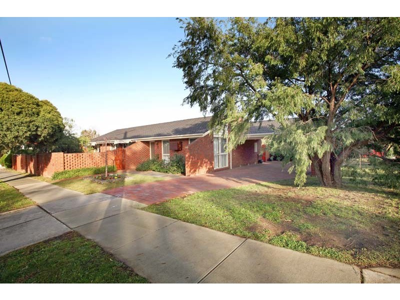 2 Yandell Close, Vermont South VIC 3133