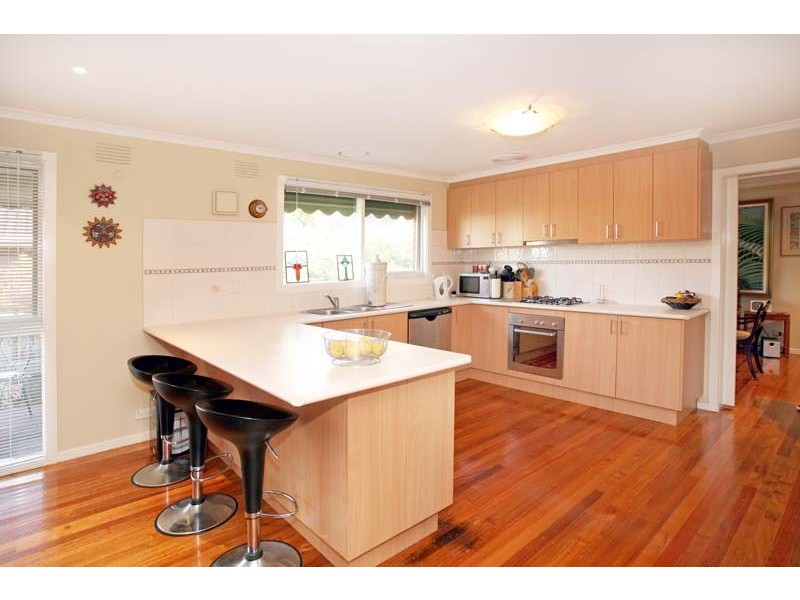 2 Yandell Close, Vermont South VIC 3133