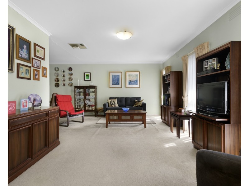 301 Gallaghers Road, Glen Waverley VIC 3150