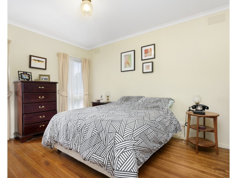 301 Gallaghers Road, Glen Waverley VIC 3150