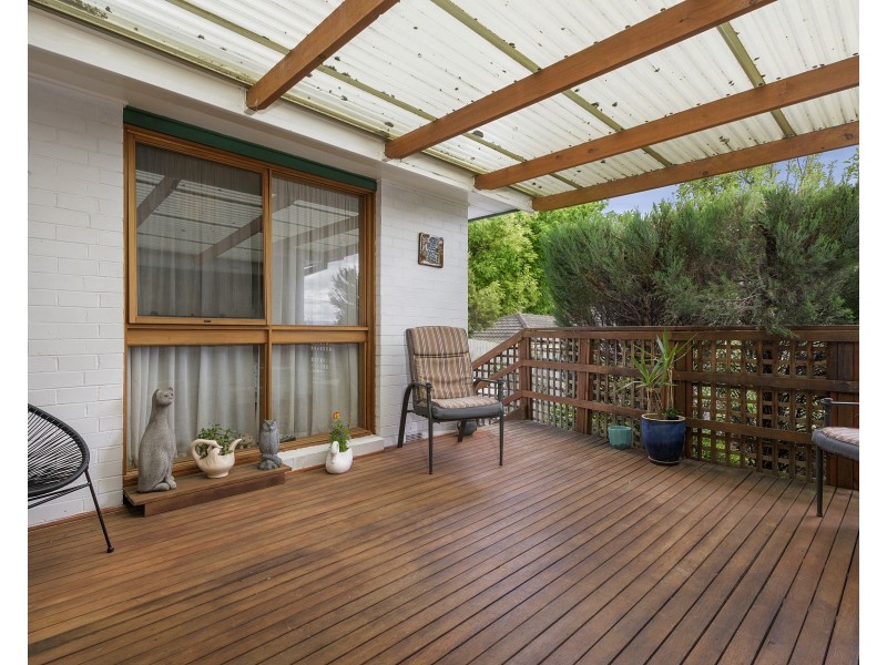 301 Gallaghers Road, Glen Waverley VIC 3150