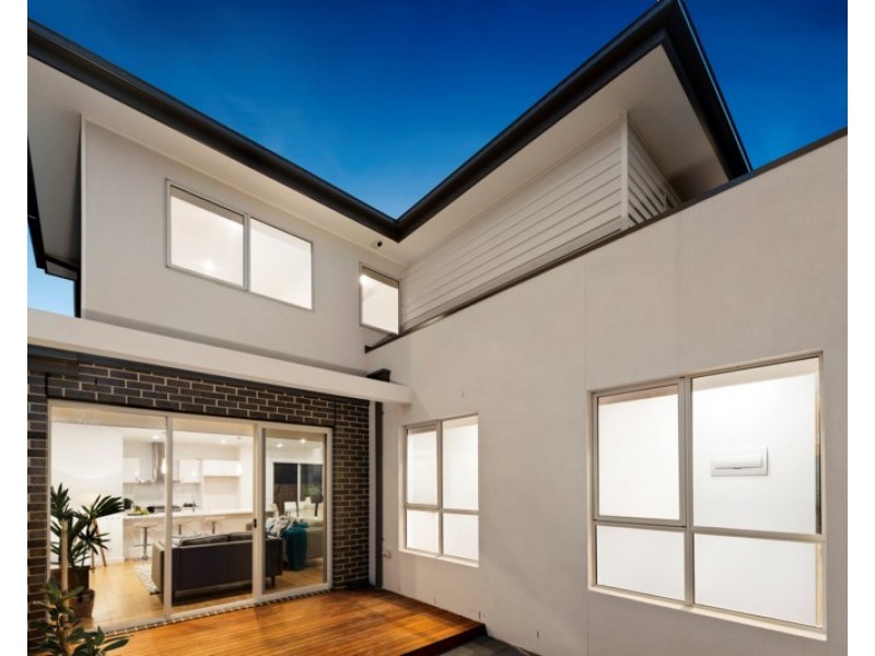 1/14 Hughes Street, Burwood VIC 3125