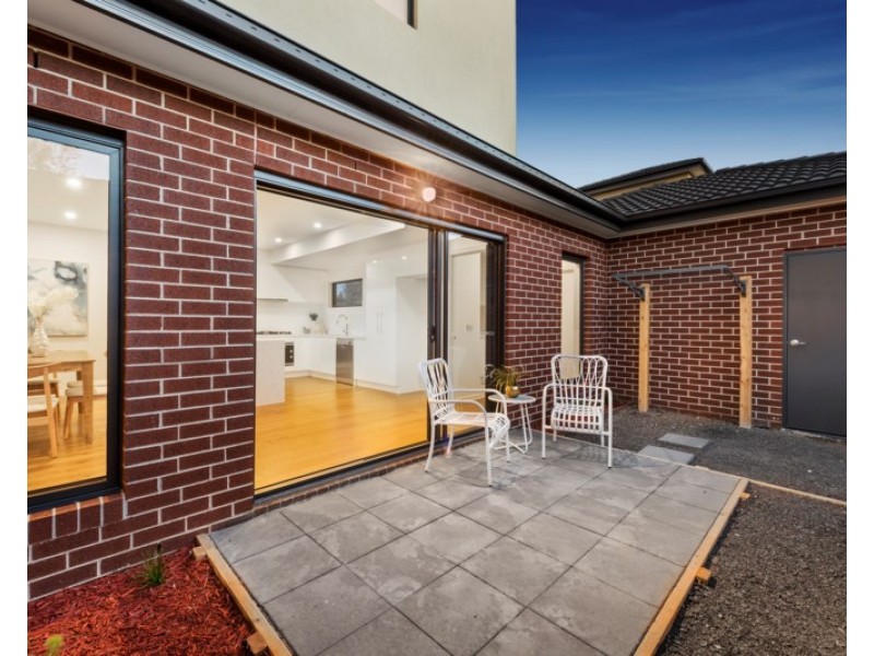1/30 Glen Court, Glen Waverley VIC 3150