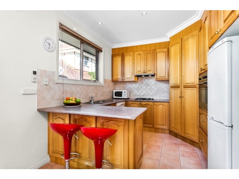 2/32 Wilson Road, Glen Waverley VIC 3150