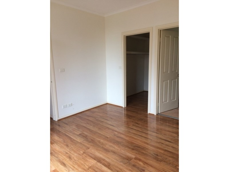 2/32 Wilson Road, Glen Waverley VIC 3150