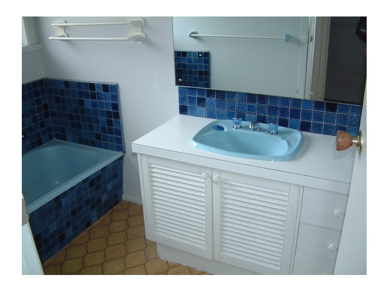 6 Fernvale Crescent, Wheelers Hill VIC 3150