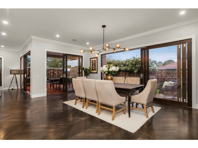 74 Guinevere Parade, Glen Waverley VIC 3150