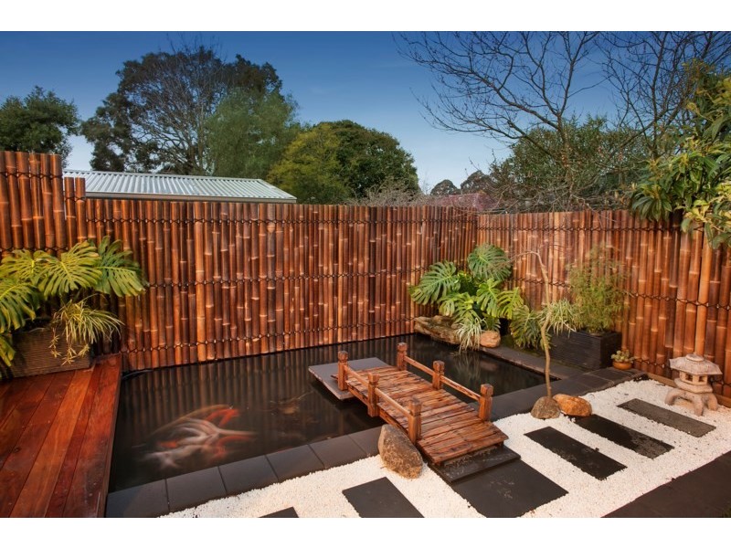 74 Guinevere Parade, Glen Waverley VIC 3150