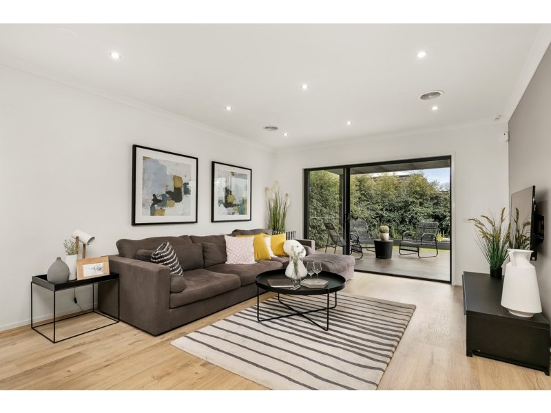 284 Alisma Boulevard, Cranbourne North VIC 3977