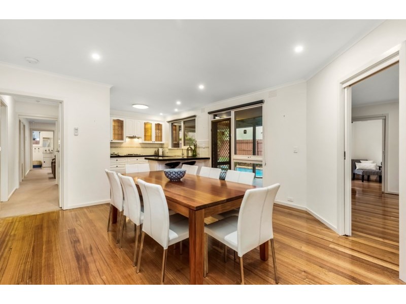 16 Pentland Court, Glen Waverley VIC 3150