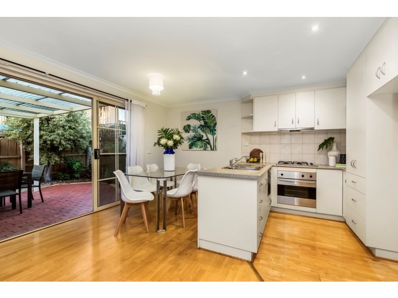 17 Woolert Street, Ashwood VIC 3147