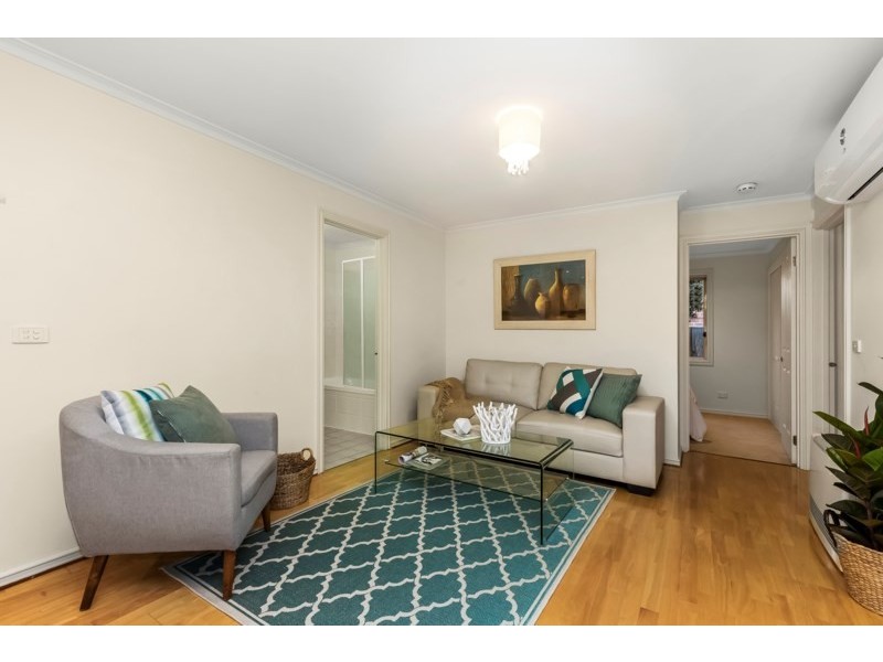 17 Woolert Street, Ashwood VIC 3147