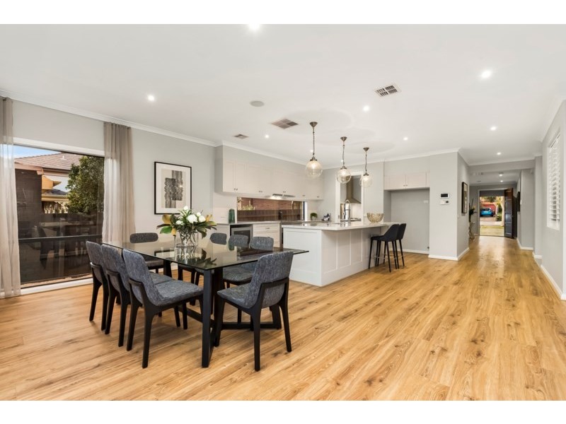 28 Irving Street, Mount Waverley VIC 3149