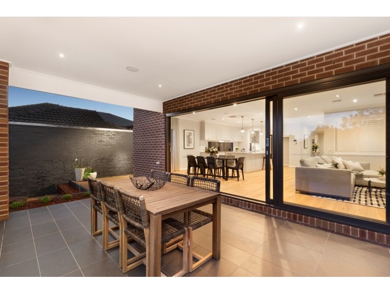 28 Irving Street, Mount Waverley VIC 3149