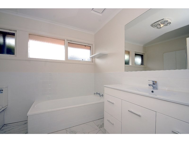 32 Tara Drive, Frankston VIC 3199