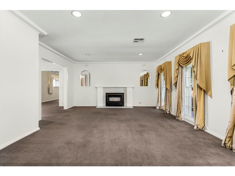 3 Rowland Court, Glen Waverley VIC 3150