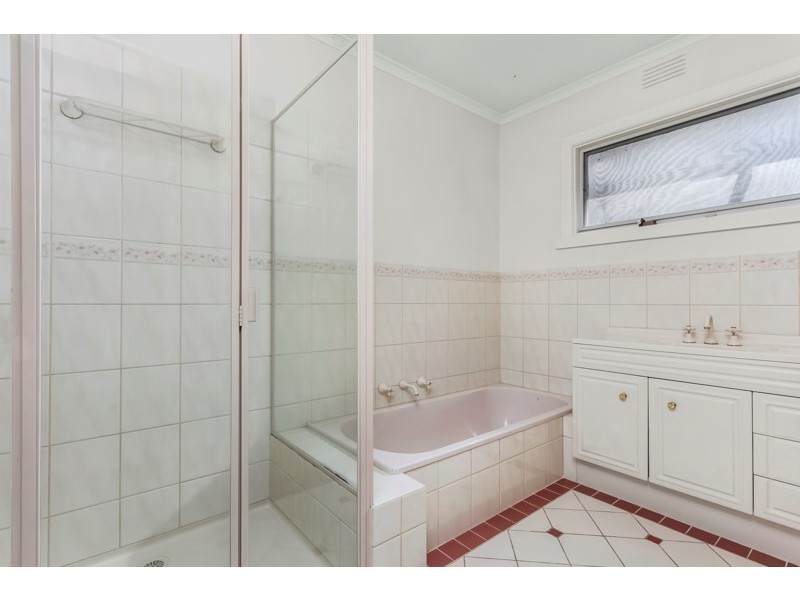 3 Rowland Court, Glen Waverley VIC 3150