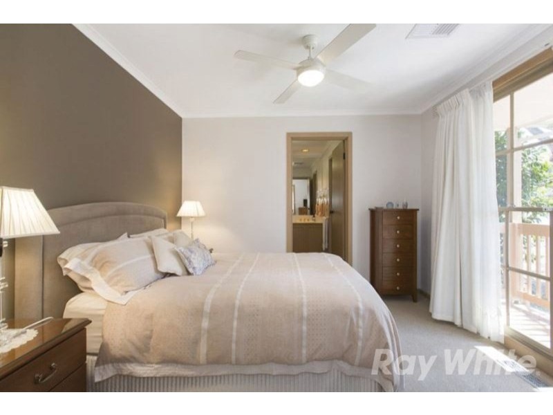 20 Sunnybrook Drive, Wheelers Hill VIC 3150