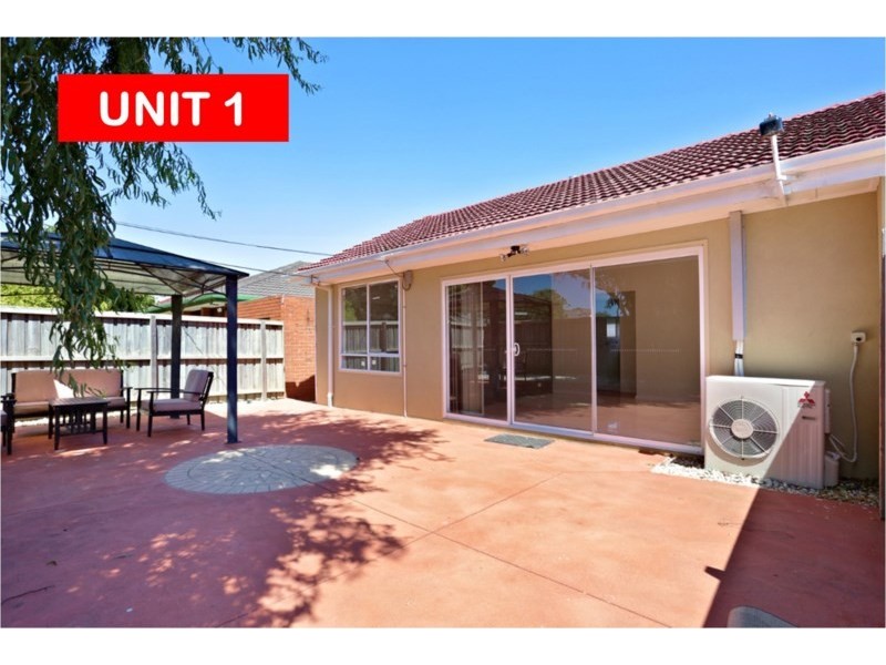 10 Kingswood Crescent, Noble Park North VIC 3174