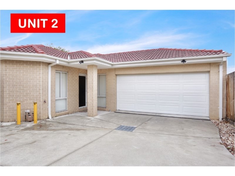 10 Kingswood Crescent, Noble Park North VIC 3174