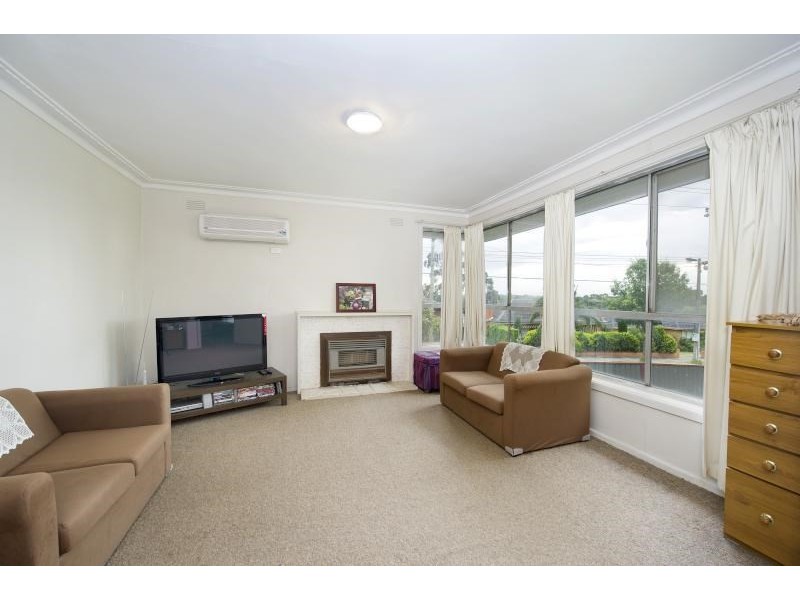 2 Statesman Avenue, Burwood East VIC 3151