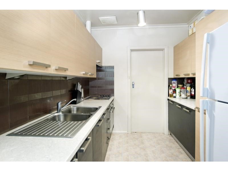 2 Statesman Avenue, Burwood East VIC 3151