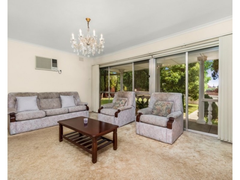 119 Tiverton Drive, Mulgrave VIC 3170