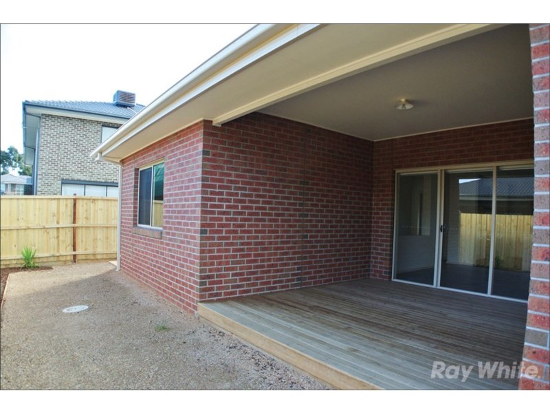 4 Goldstone Court, Keysborough VIC 3173