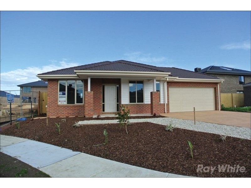 4 Goldstone Court, Keysborough VIC 3173