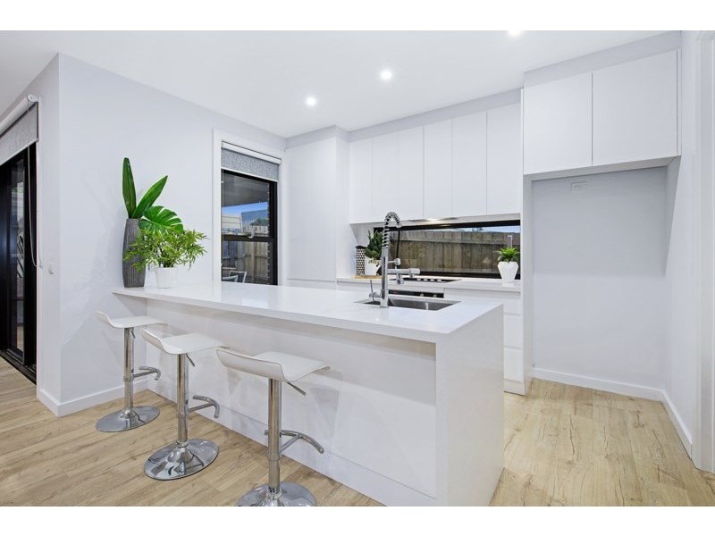 2/71 Highfield Avenue, Mulgrave VIC 3170