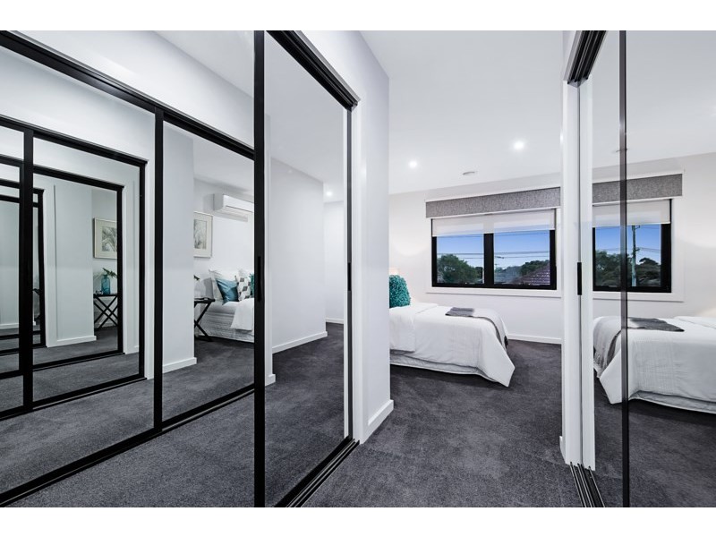 2/71 Highfield Avenue, Mulgrave VIC 3170