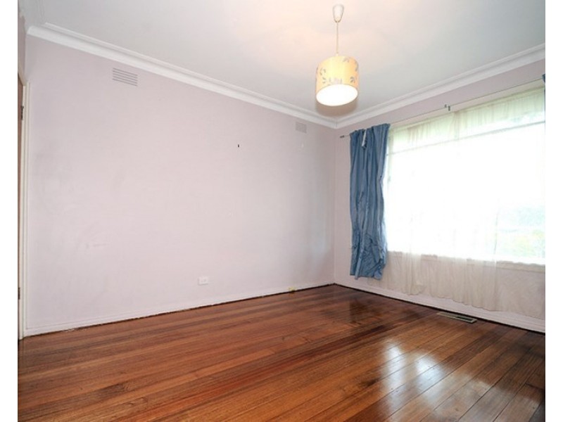 16 Sartori Street, Burwood East VIC 3151