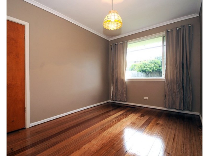 16 Sartori Street, Burwood East VIC 3151