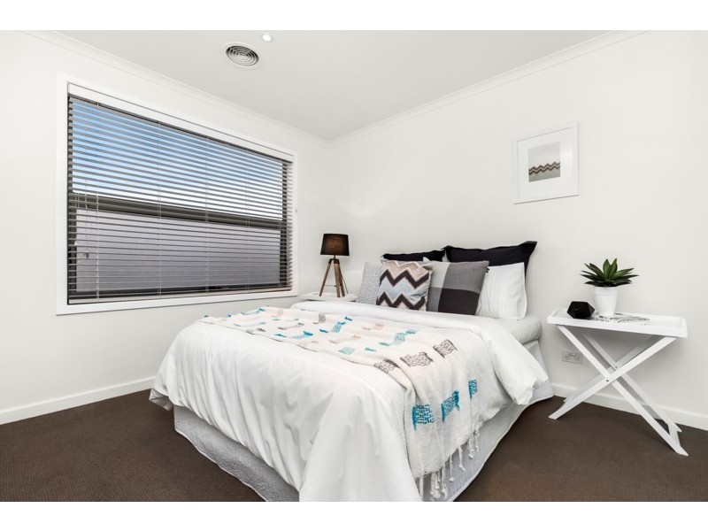 23 Brunton Crescent, Mulgrave VIC 3170