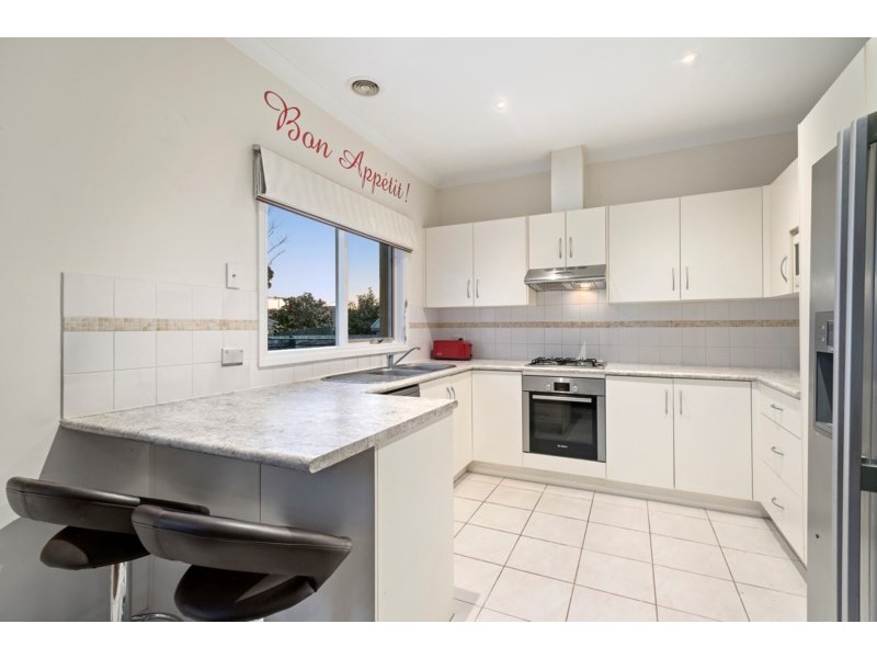 2/10 Sagan Court, Glen Waverley VIC 3150