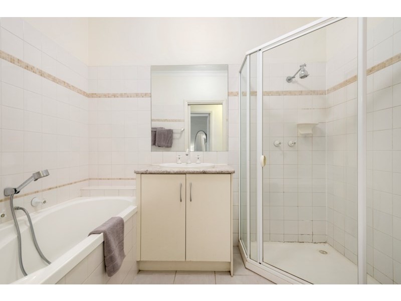 2/10 Sagan Court, Glen Waverley VIC 3150