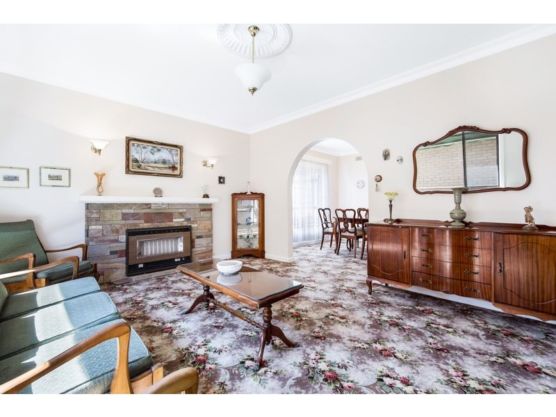 24 Glencairn Street, Mulgrave VIC 3170