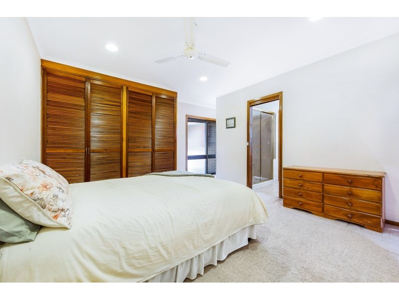 24 Glencairn Street, Mulgrave VIC 3170