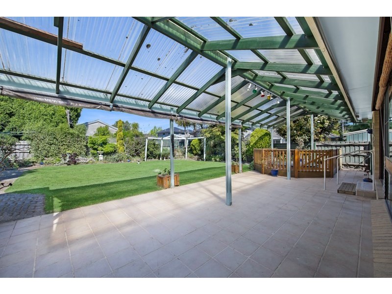 24 Glencairn Street, Mulgrave VIC 3170