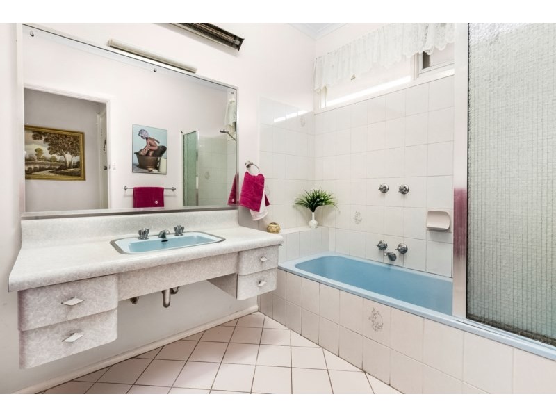 13 Clivejay Street, Glen Waverley VIC 3150