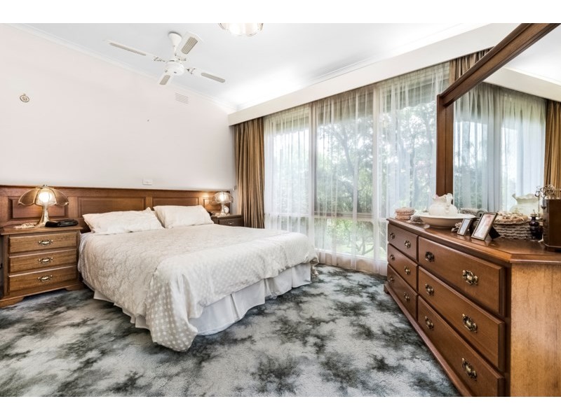 13 Clivejay Street, Glen Waverley VIC 3150