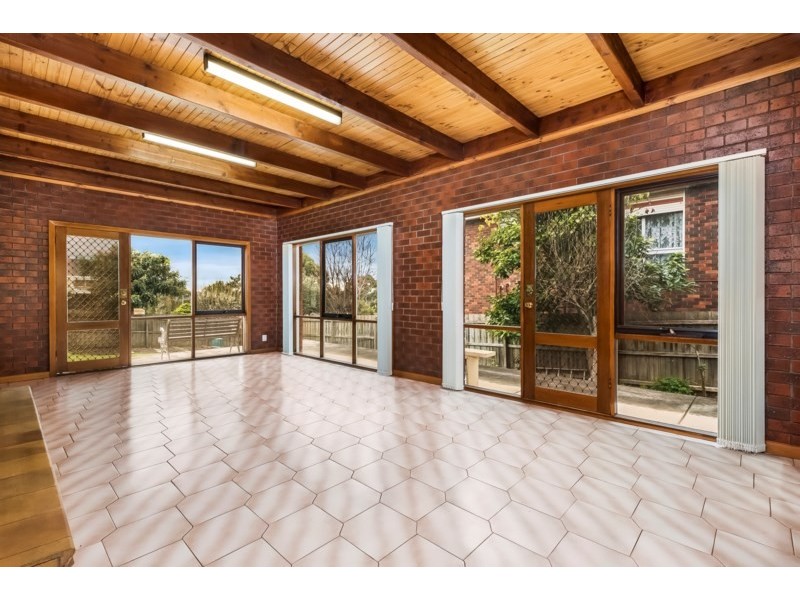 25 Erskine Crescent, Wheelers Hill VIC 3150