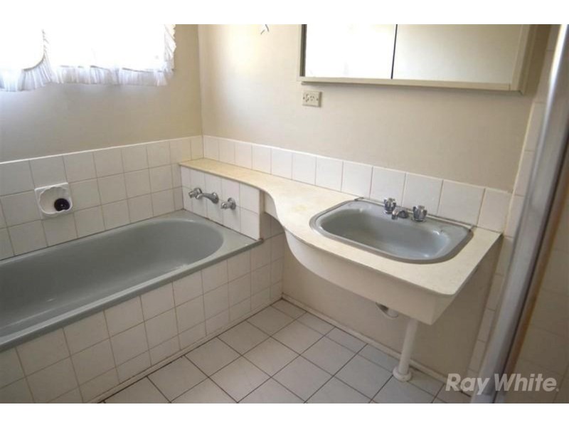 35 Woolwich Drive, Mulgrave VIC 3170