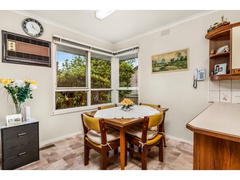 21 Roberts Street, Glen Waverley VIC 3150