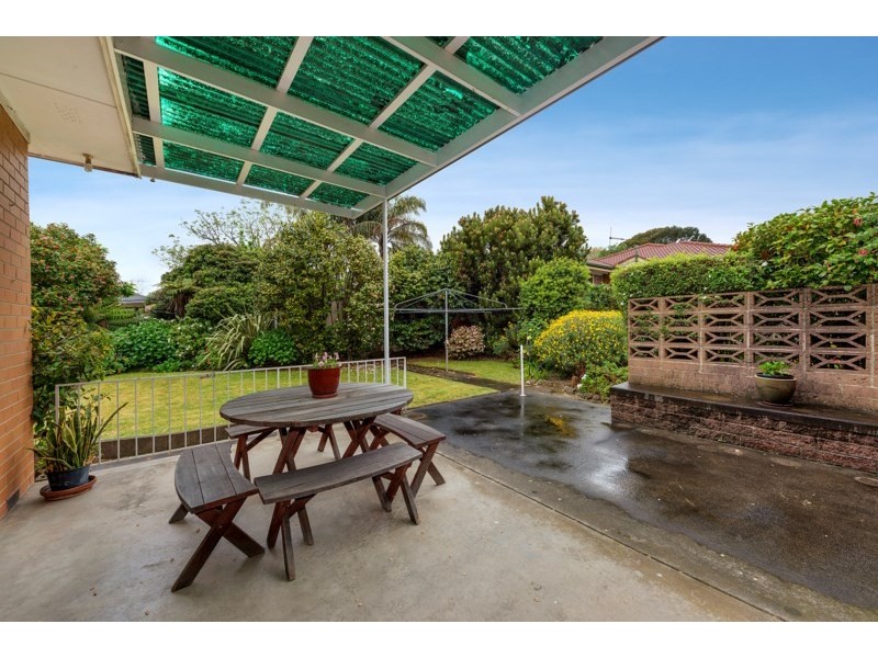 21 Roberts Street, Glen Waverley VIC 3150