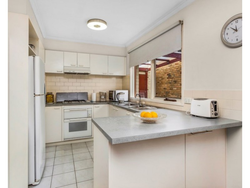 2/33 Mount Street, Glen Waverley VIC 3150