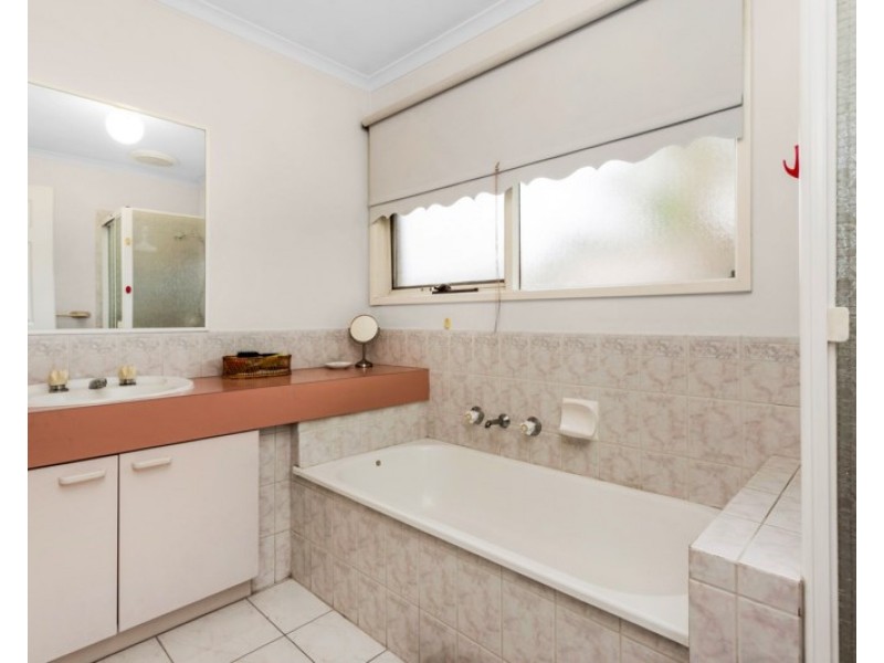 2/33 Mount Street, Glen Waverley VIC 3150