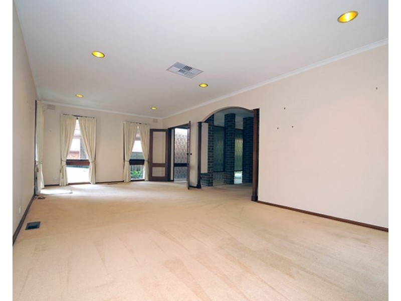 62 Strickland Drive, Wheelers Hill VIC 3150